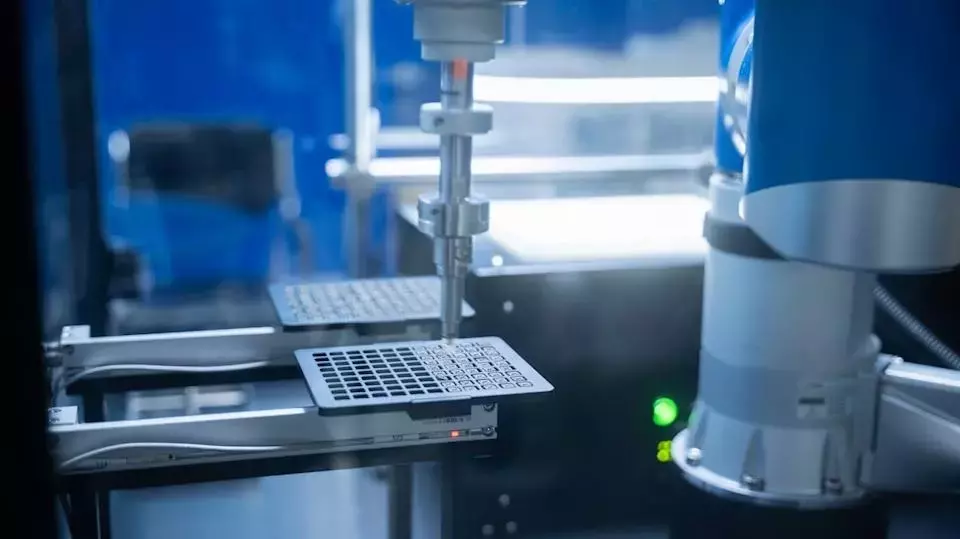 ASML Holding N.V. (ASML): A Strategic Investment in the Semiconductor Market