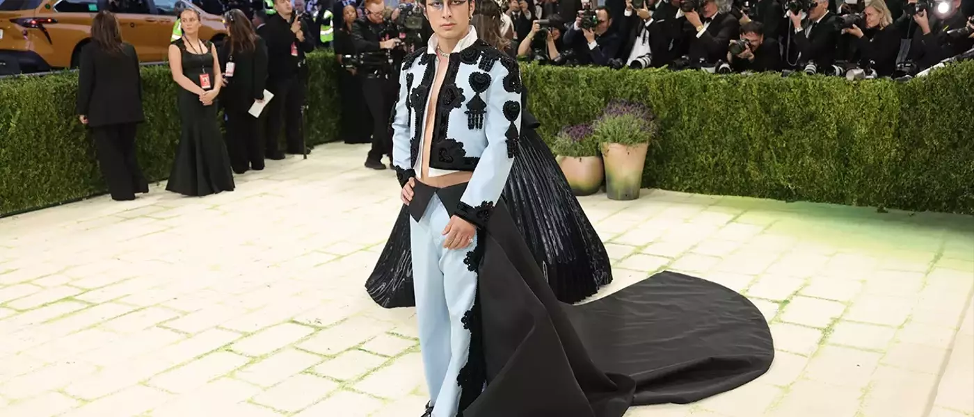 Hudson Williams' Stunning Met Gala Debut: A Fusion of Fashion and Film