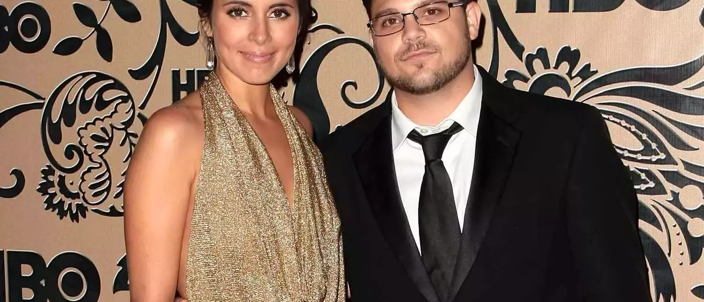 Jamie-Lynn Sigler's Memoir: A Revelation of Love and MS Challenges with Jerry Ferrara