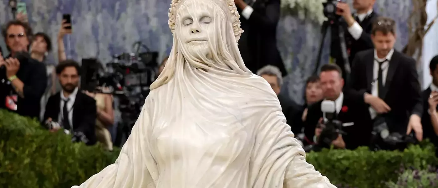 Met Gala's Hidden Challenge: The Logistics of Lavatory Breaks in Couture