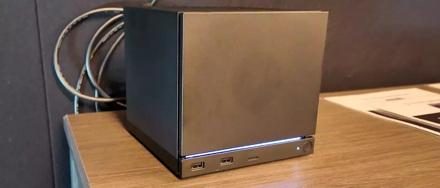 Valve's Steam Machine: Four Models and Reservation System Revealed