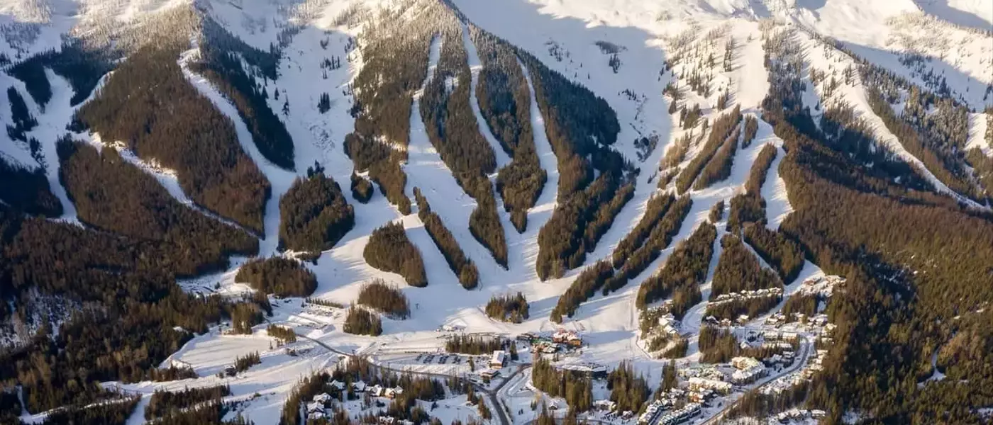 Modernisation des stations de ski canadiennes : l'arrivée de quatre nouveaux télésièges quadruples