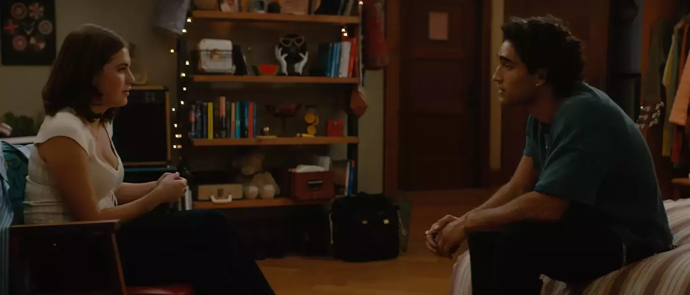 “Off Campus” Series Premiere: Music Takes Center Stage in Hannah and Justin's Collaboration