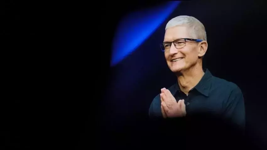 Tim Cook's Journey: From Aimless to Purposeful Leadership at Apple
