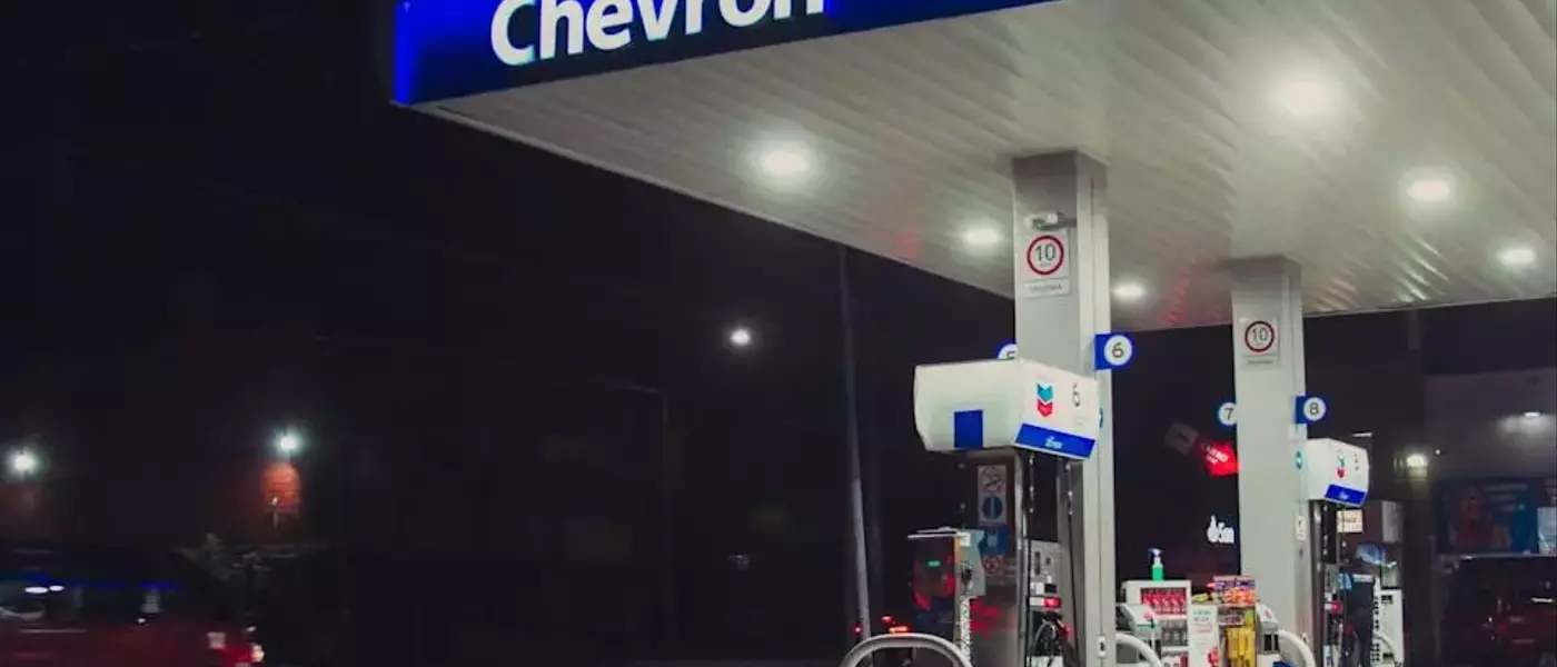 Berkshire Hathaway Adjusts Investment in Chevron