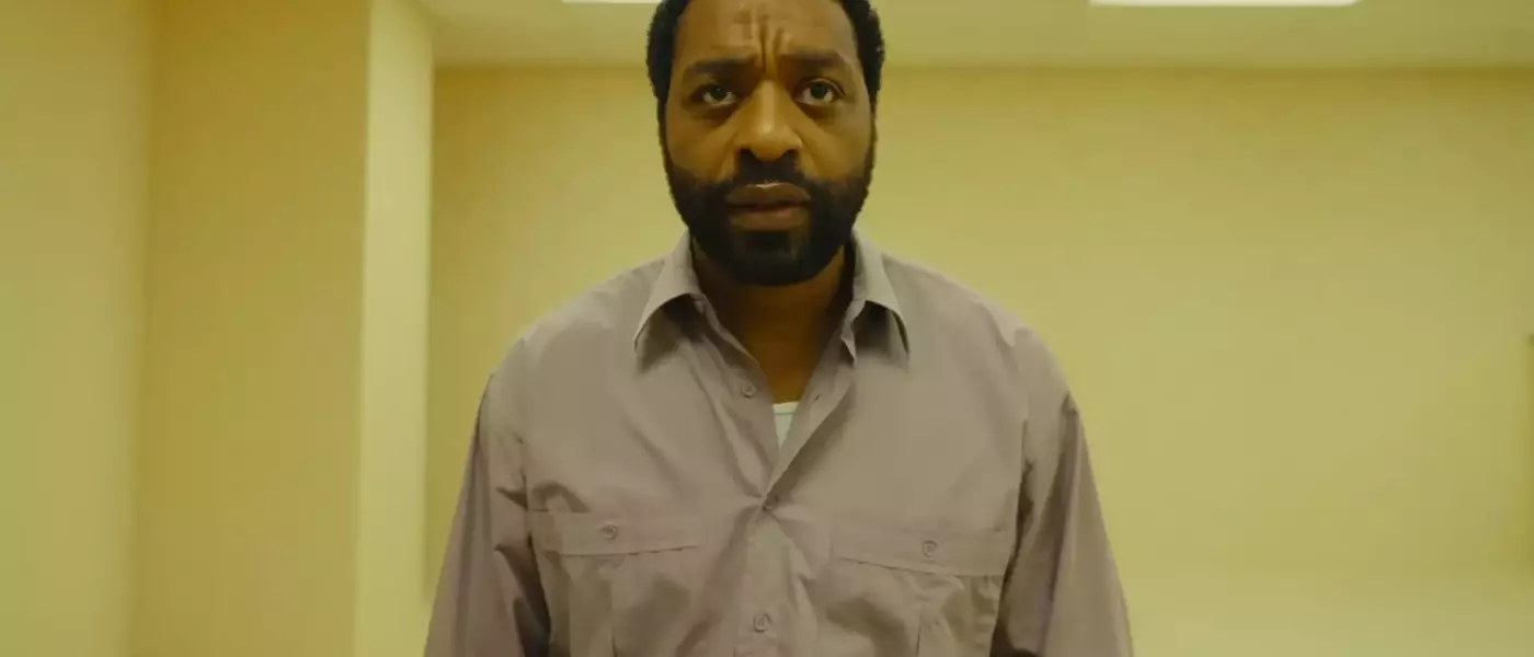 Chiwetel Ejiofor Surprised by Scale of 'Backrooms' Film Set, Mistaking Online Shorts for Previous Builds