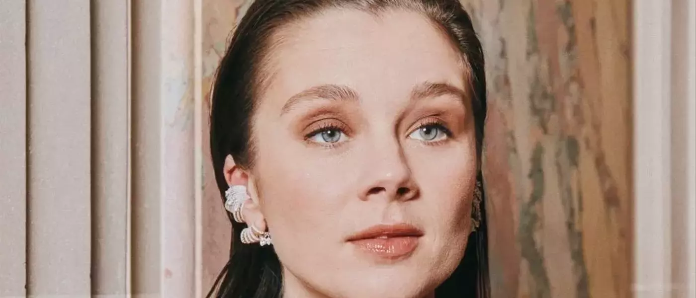 Bridgerton Star Claudia Jessie Signs with Range Media Partners