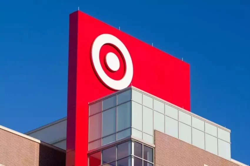 Target's CFO Raises Concerns Over Declining Consumer Confidence