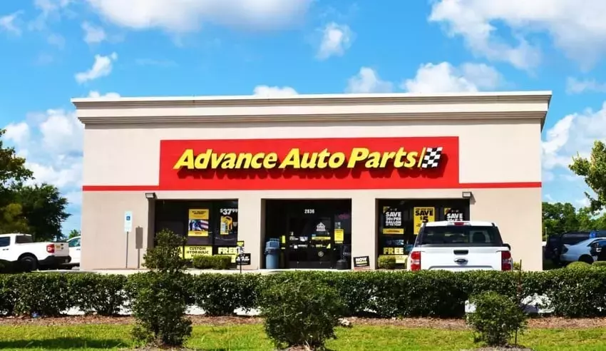 Advance Auto Parts Exceeds Earnings Expectations Amidst Consumer Spending Concerns