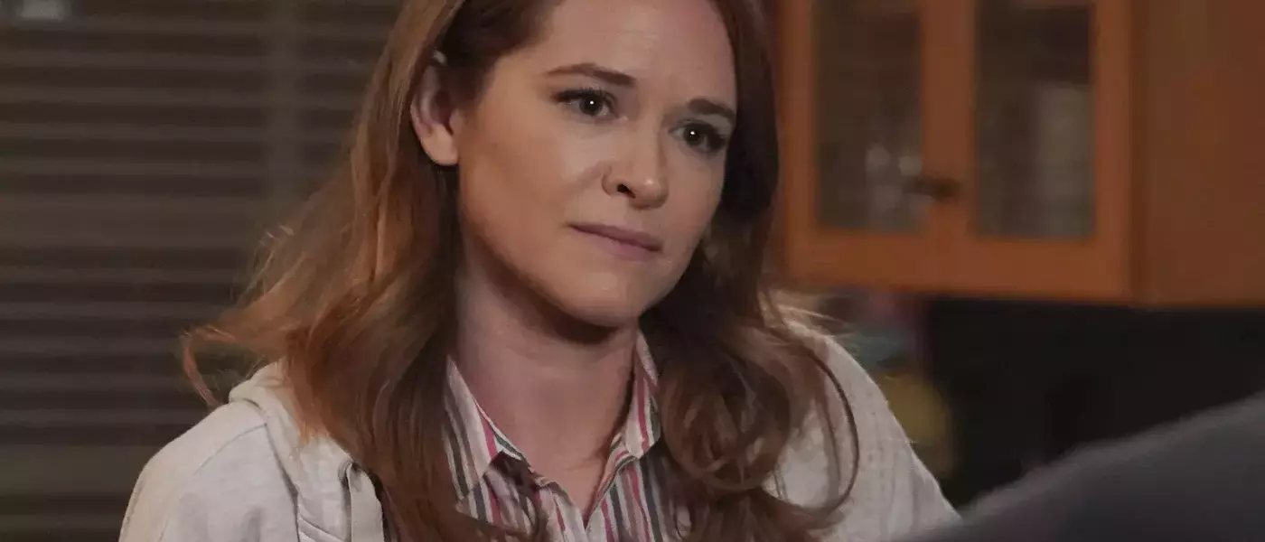 Sarah Drew Credits Father's 'Aggressive Gratitude' for Overcoming Panic Attacks