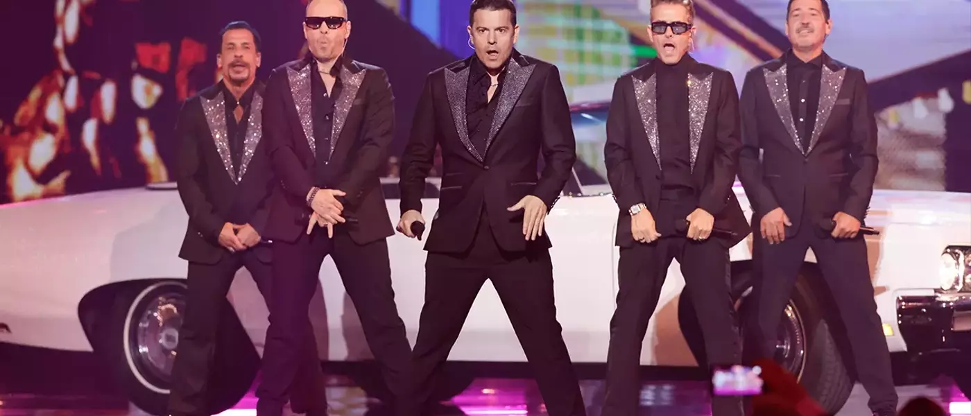 New Kids on the Block Electrifies 2026 American Music Awards with Iconic Performance