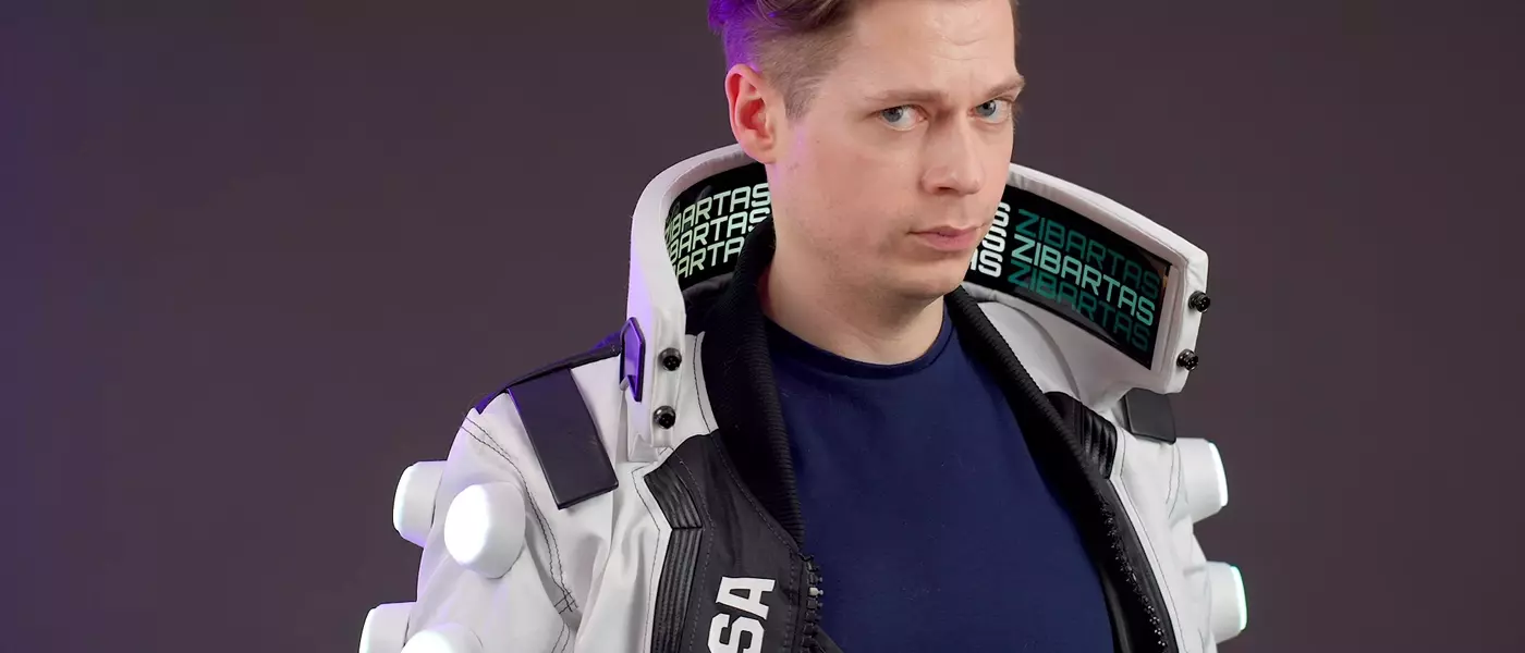 Cosplayer Crafts Real-Life Cyberpunk 2077 Jacket with Flexible OLED Collar