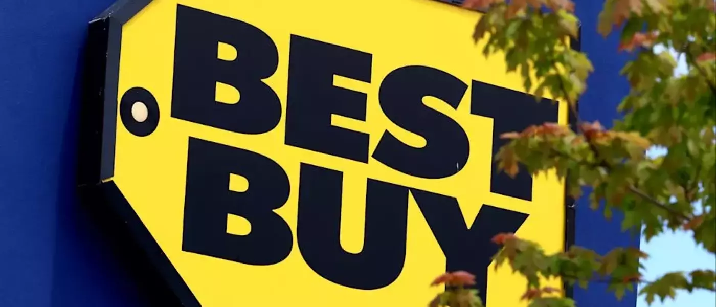 Best Buy's Stellar Q1 Performance Driven by Tech Innovations and Consumer Spending