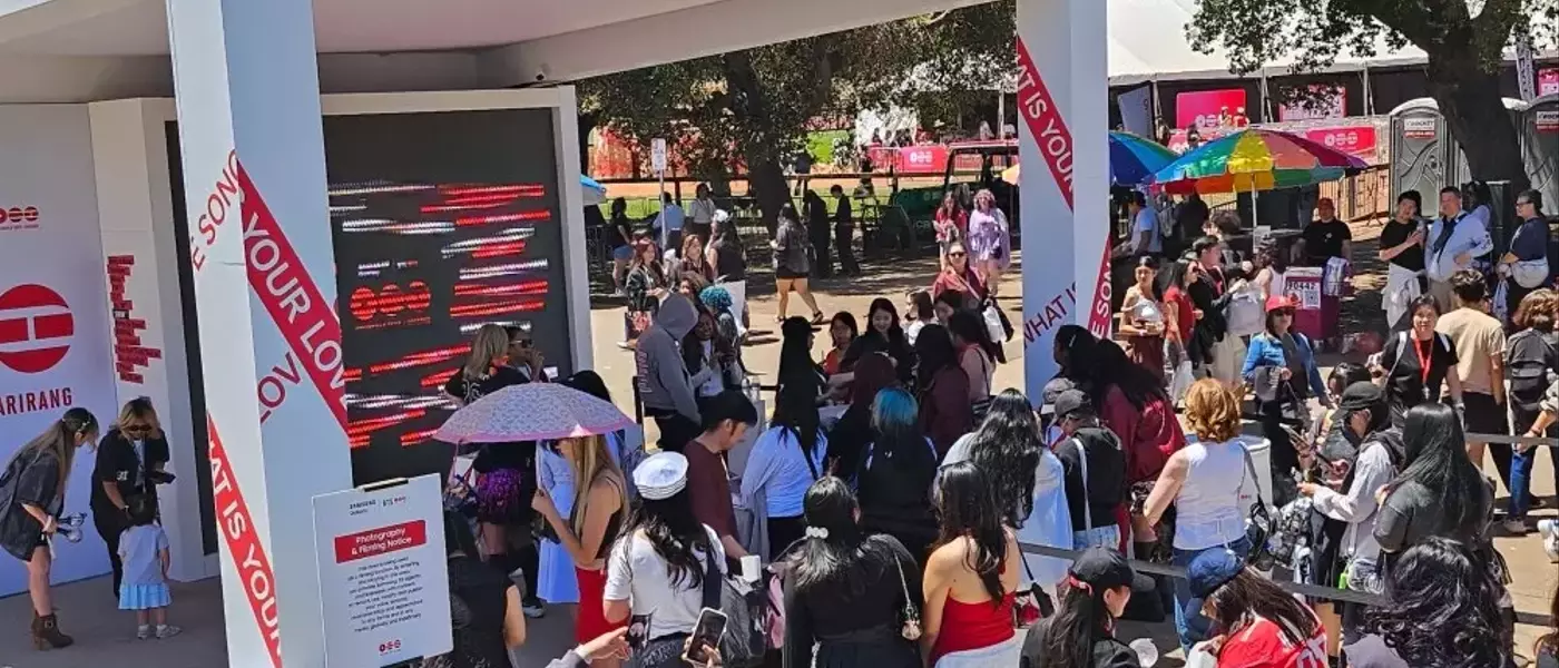 Samsung Galaxy S26 Ultra Enhances BTS 'Arirang' Tour Fan Experience