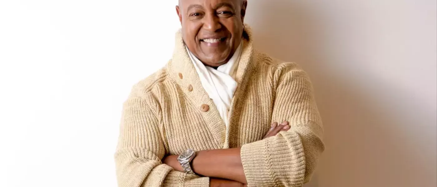 R&B Icon Peabo Bryson Hospitalized After Suffering Stroke