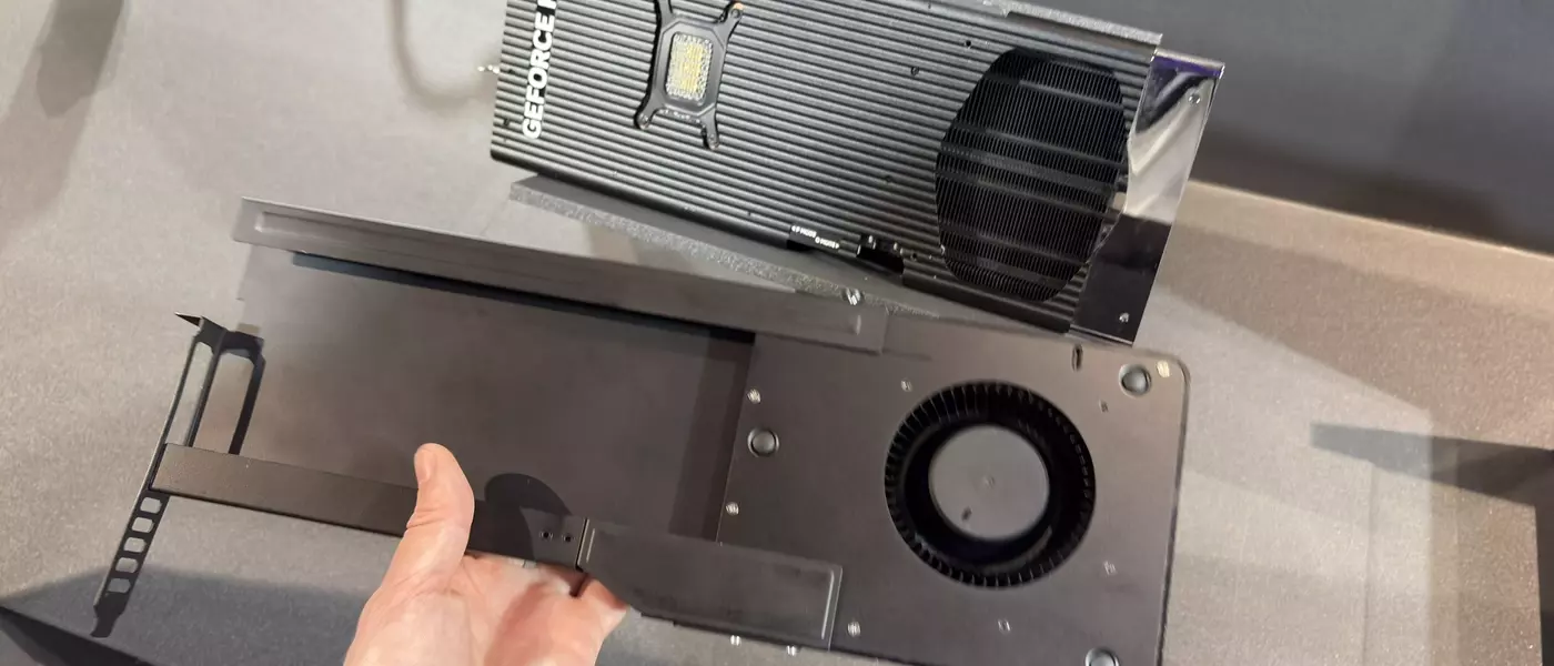 Cooler Master Revives Blower-Style Cooling with MasterFlow GPU Accessory