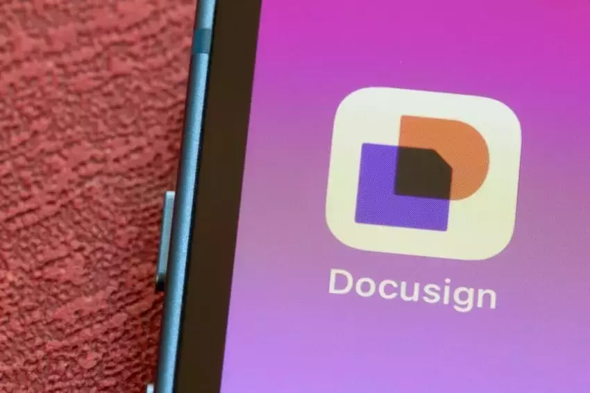 Docusign Announces First Quarter Fiscal Year Results and Analyst Revisions