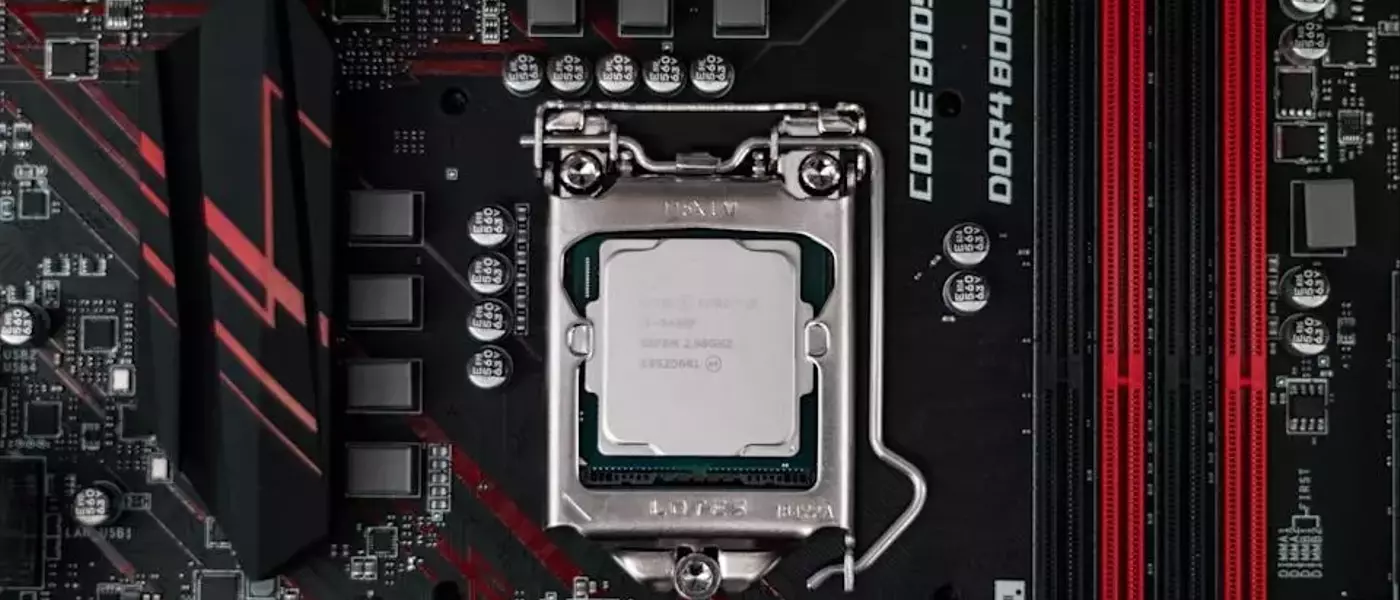 Morgan Stanley Boosts Broadcom's Price Target to $485 Amid Strong AI-Driven Growth