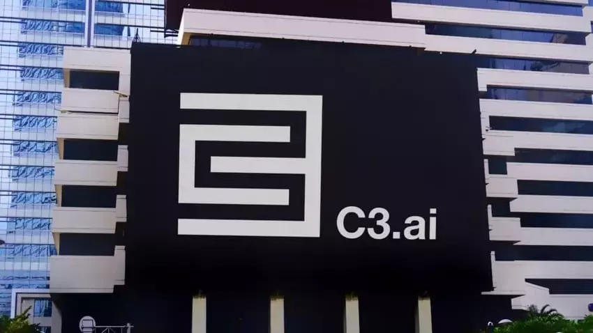 C3.ai's Financial Performance: A Tale of Two Analyst Views Amidst CEO's Return