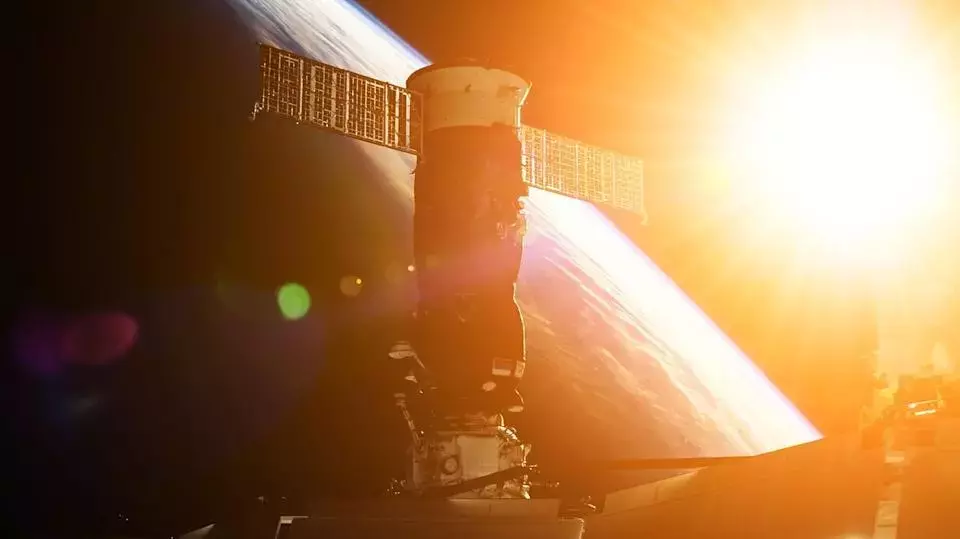 SpaceX's S&P 500 Inclusion Delayed: Implications for Investors