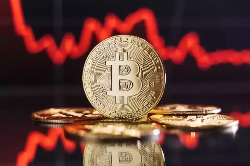 Coinbase CEO Brian Armstrong Defends Bitcoin Amidst Market Downturn