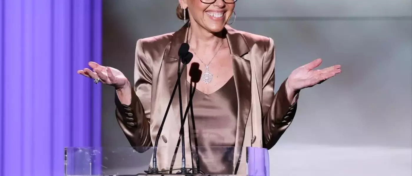 Naomi Bulochnikov-Paul Honored for Inspiring Resilience Against MS