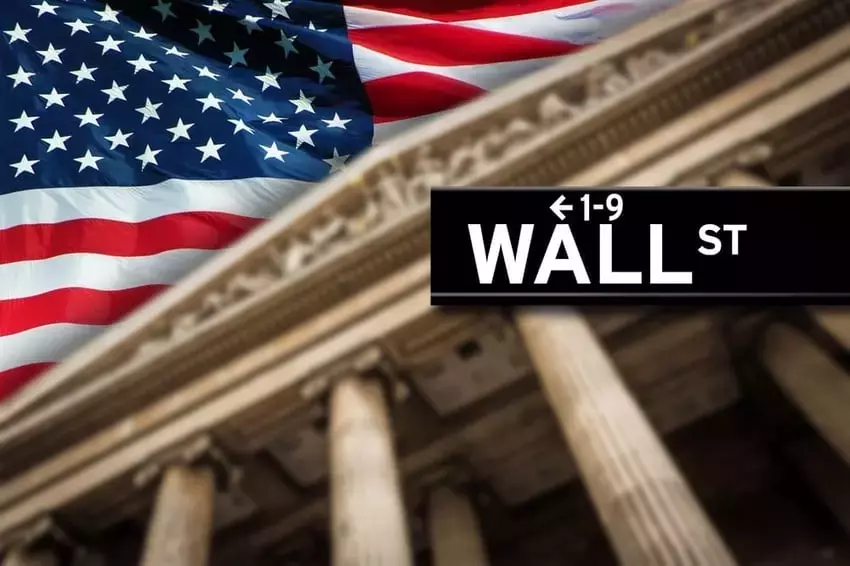 Key Market Drivers: Analyzing Factors Influencing Dow Jones and Nasdaq 100