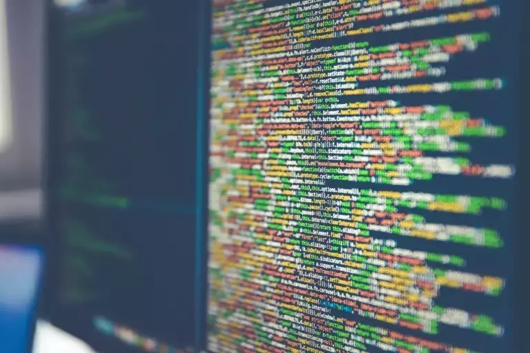 Cisco's Strategic Shift: From Legacy Hardware to AI-Driven Networking Leader