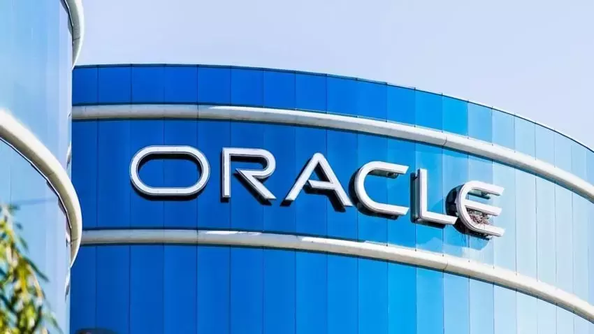 Oracle Stock Anticipates Q4 Earnings: Bullish Momentum and Analyst Expectations
