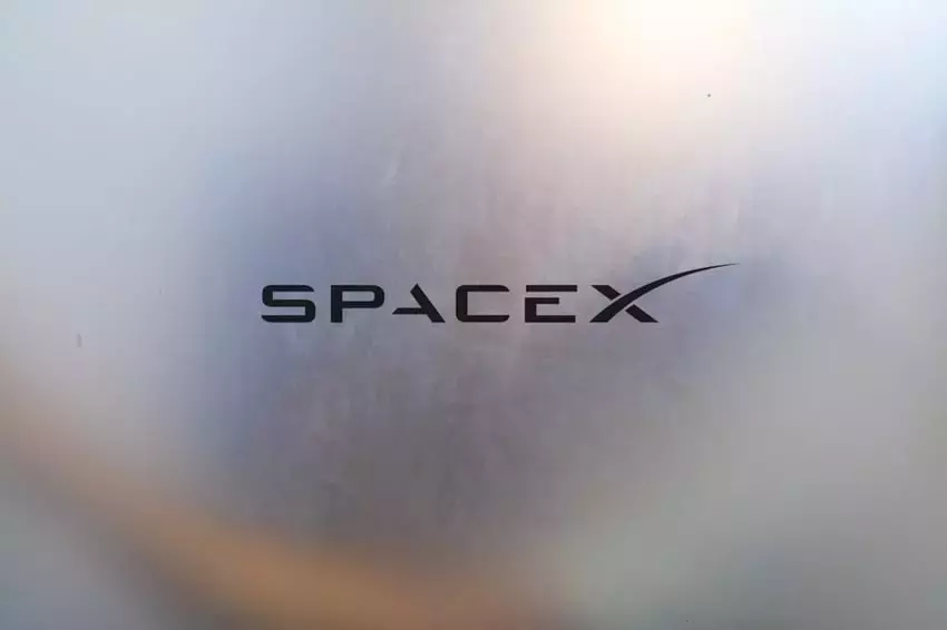 ETF Providers Vie for Position as SpaceX Prepares for Public Debut