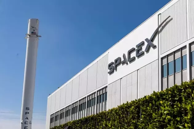 Understanding SpaceX's Public Offering and Business Model