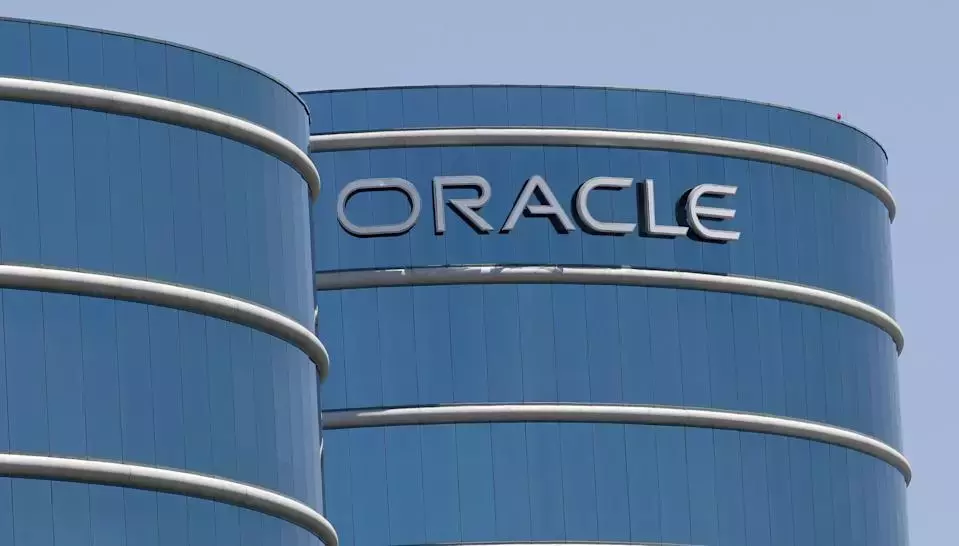 Oracle's Q4 Earnings: AI-Driven Growth Amid Market Fluctuations