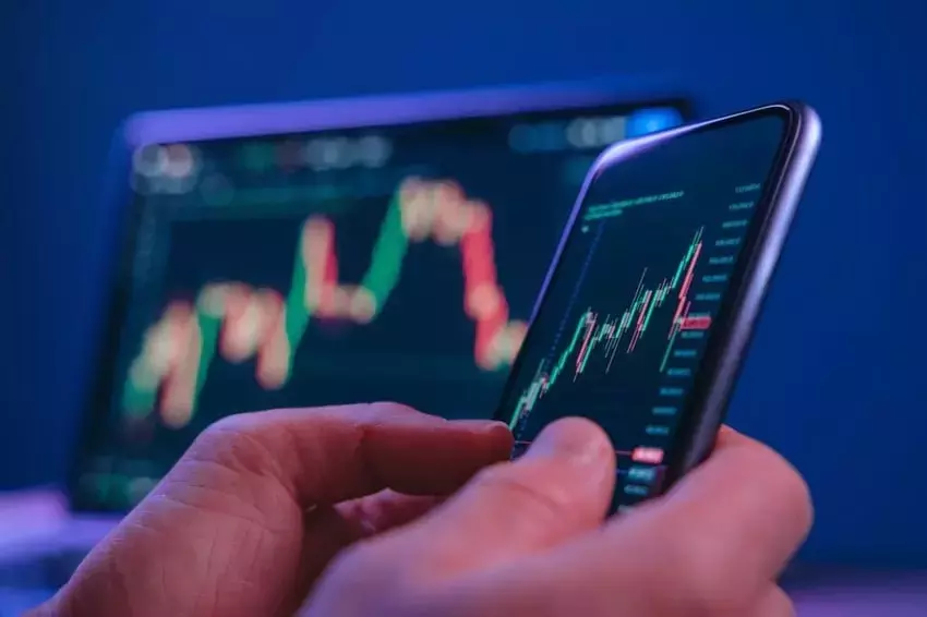 Core AI Holdings Stock Experiences Significant Decline After Direct Offering Announcement