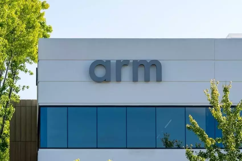 Arm Holdings Stock Declines Amid Sector-Wide Profit-Taking and Macroeconomic Headwinds