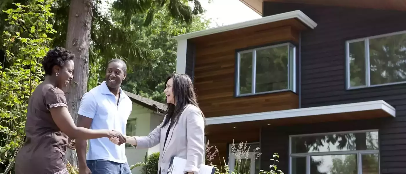 Understanding Real Estate Professionals: Agents, Brokers, and Realtors