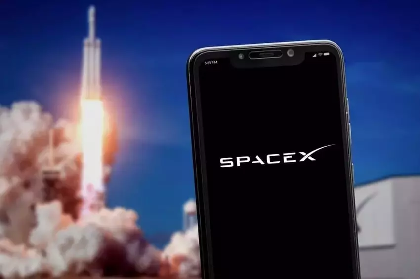 SpaceX Stock Soars on IPO, But Analysts Warn of Potential Reversal