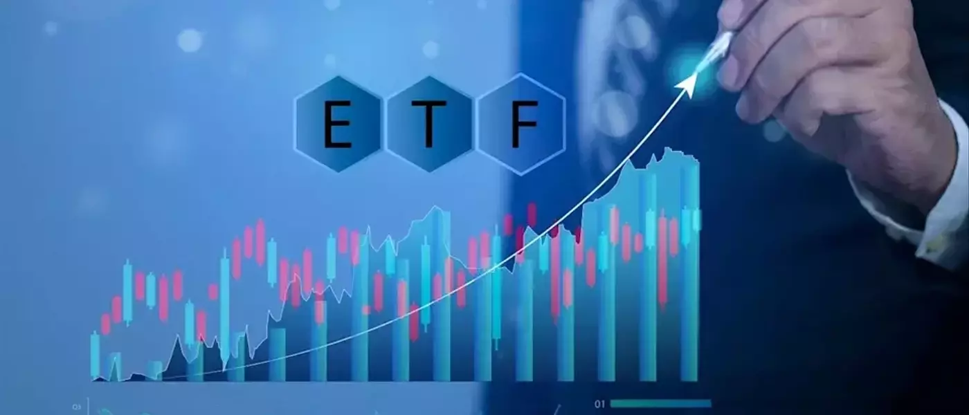 Strategic Tech ETF Investments: A Path to Early Retirement