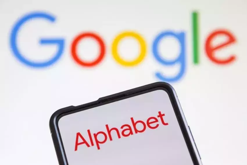 Alphabet Shares Soar Amidst Major Data Center Expansion and Robust Market Performance