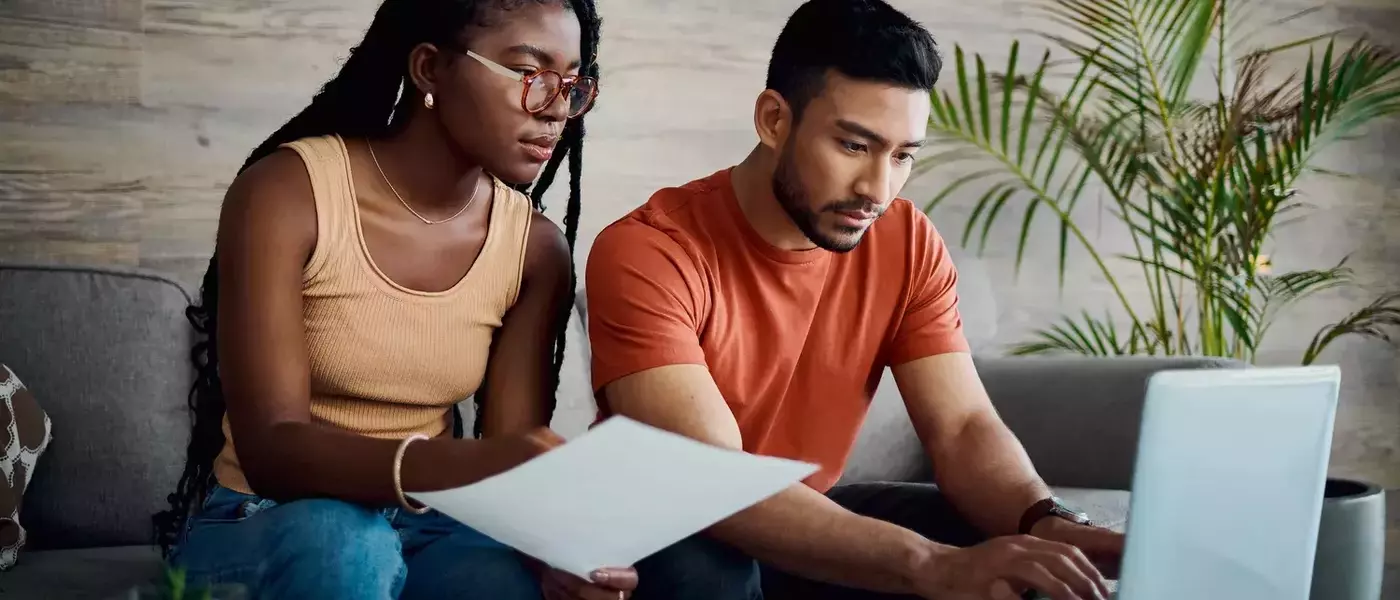 Navigating Real Estate Offers: A Home Seller's Guide to Maximizing Value