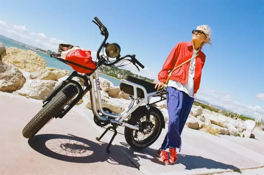 UTO OG200 : L'Innovation du Vélo Cargo Électrique Biplace à un Prix Abordable
