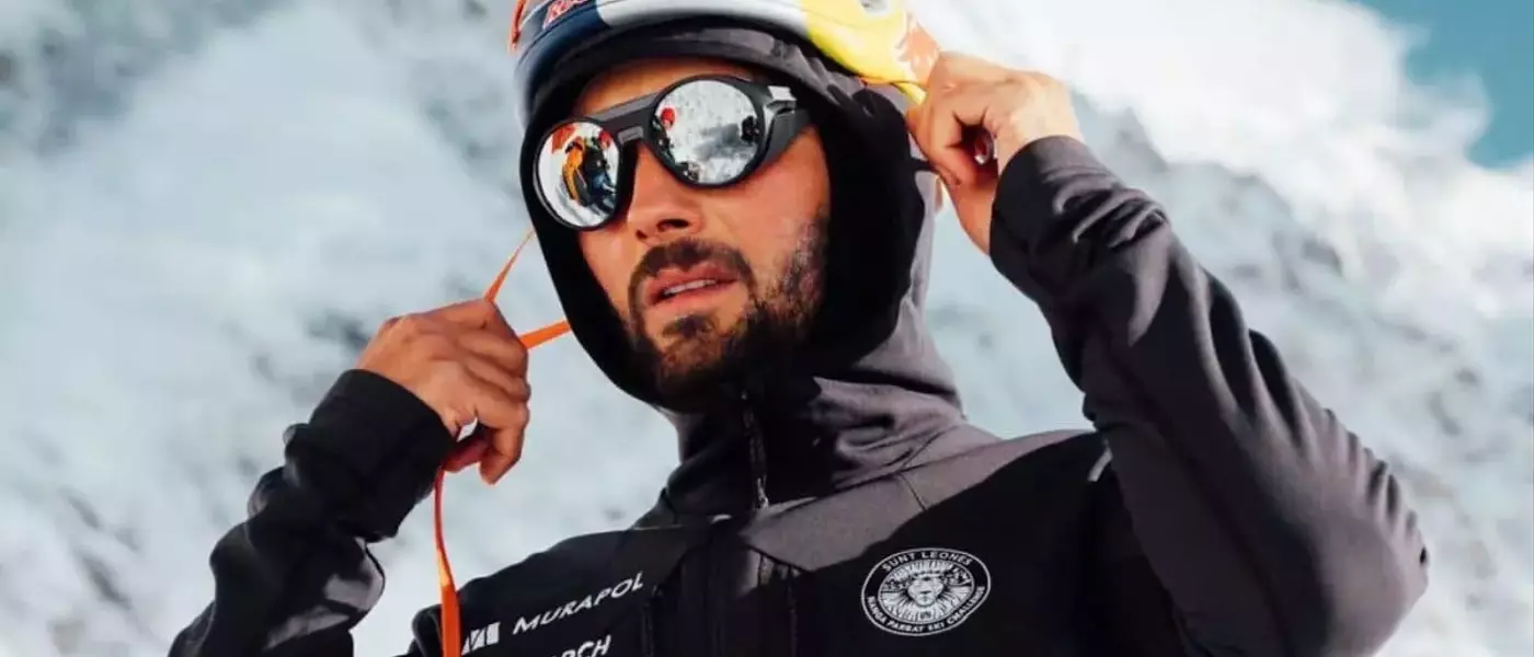 Andrzej Bargiel: Un Pionnier du Ski Extrême Conquiert les Cinq 8000 du Pakistan