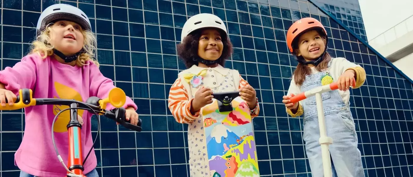 Assurer la sécurité de votre enfant sur rollers et trottinette