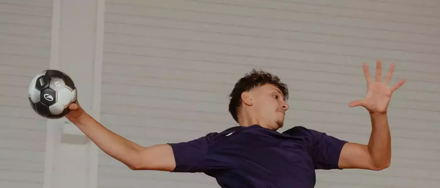 Le Rôle Crucial de l'Arrière dans le Handball Moderne