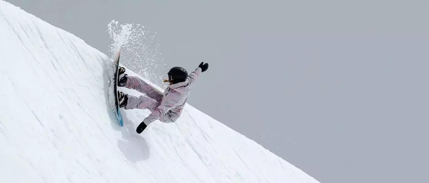 Maîtriser les Virages en Snowboard : Un Guide Complet