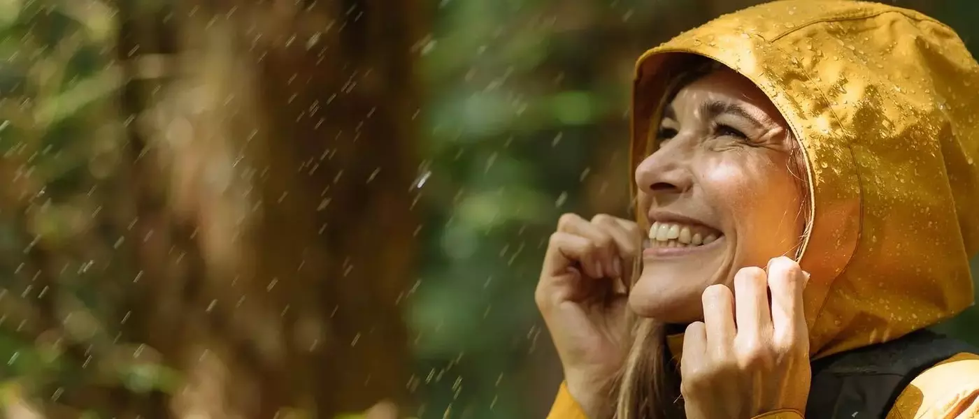 Randonner sous la Pluie : Une Aventure Inattendue et Bienfaisante