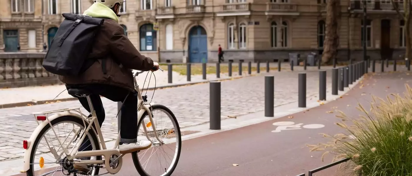 5 règles d'or pour des trajets à vélo sans souci, même sous la pluie