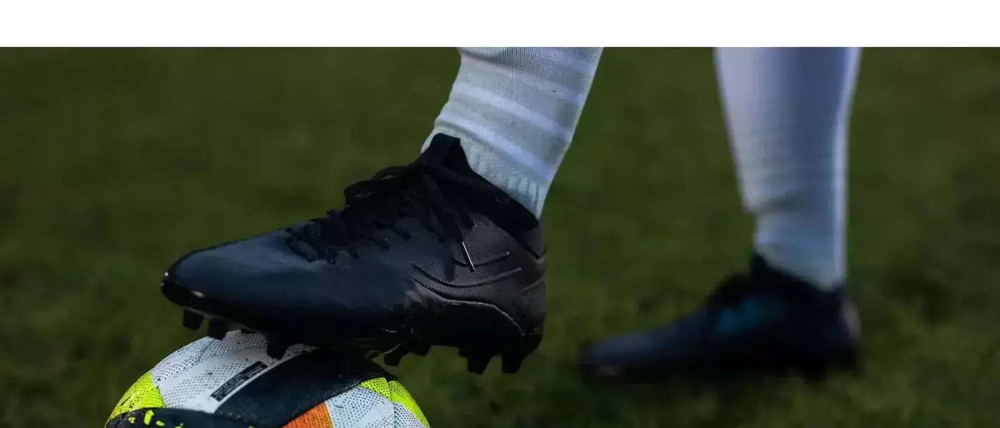Maintenir vos chaussures de football en parfait état : Guide complet d'entretien