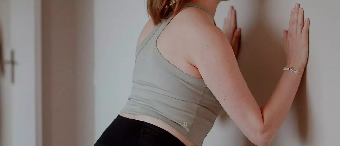 Défi de Pilates Mural de 29 Jours : Tonifiez Votre Corps à la Maison !
