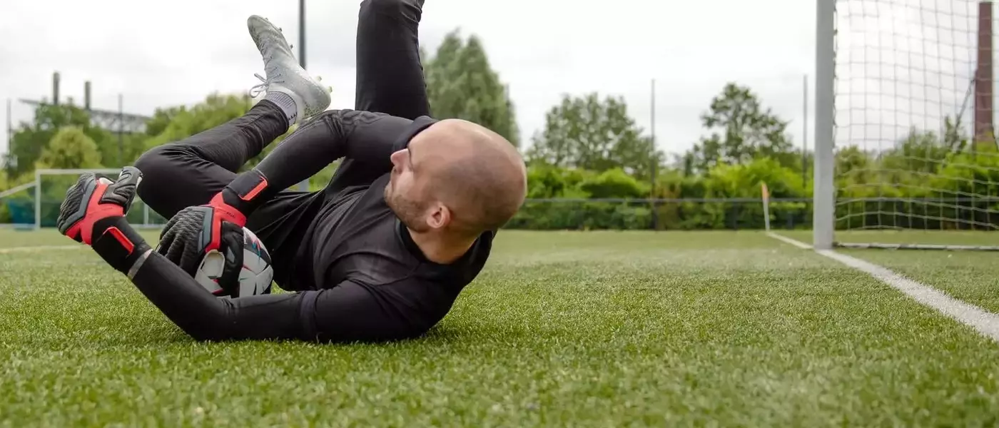 Guide Complet pour l'Entretien Optimal de Votre Tenue de Football