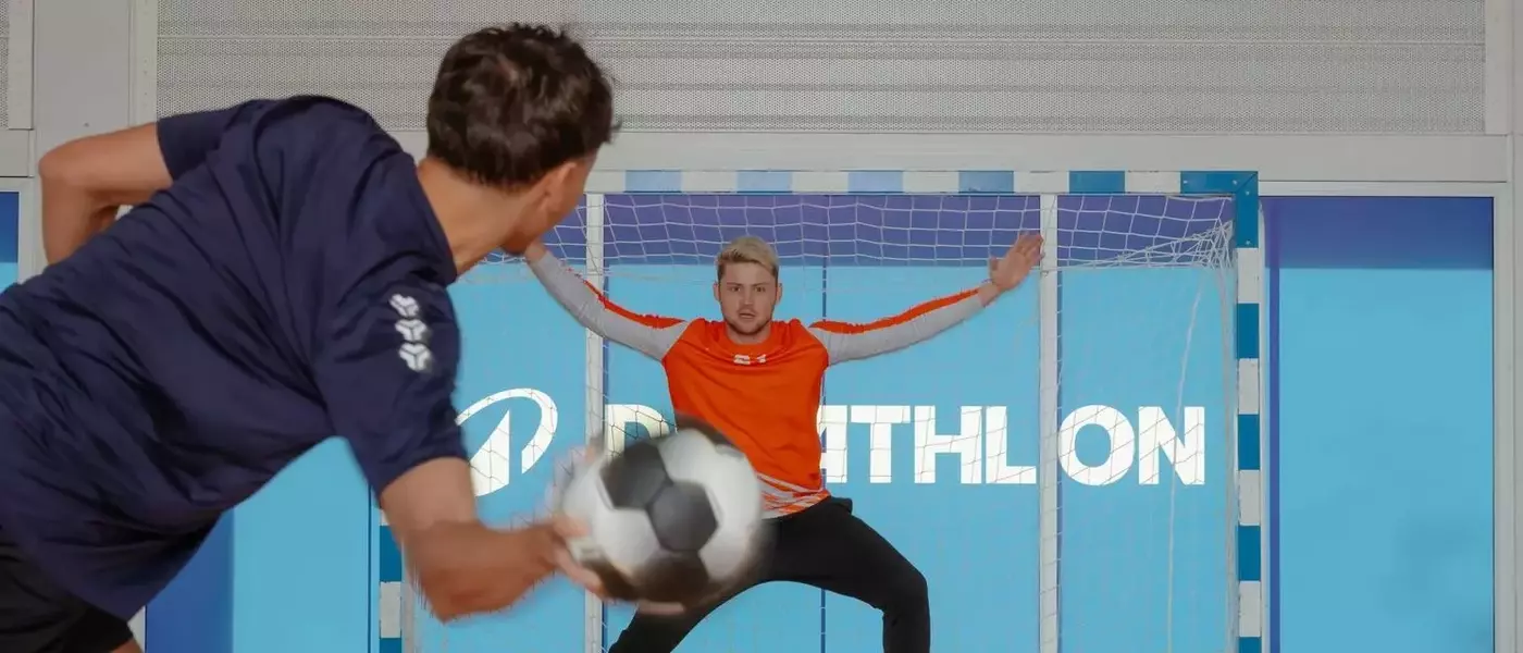 Comprendre les Rôles Clés et les Positions Stratégiques au Handball
